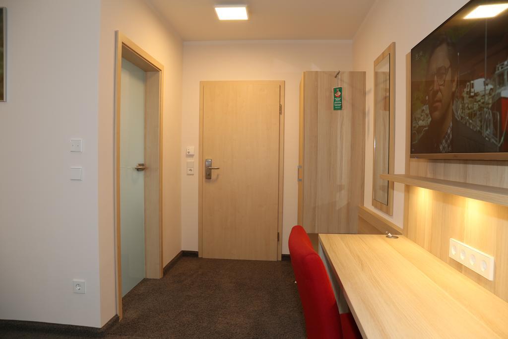 Rosenfeld Leidringer Gaestehaus Gmbh חדר תמונה